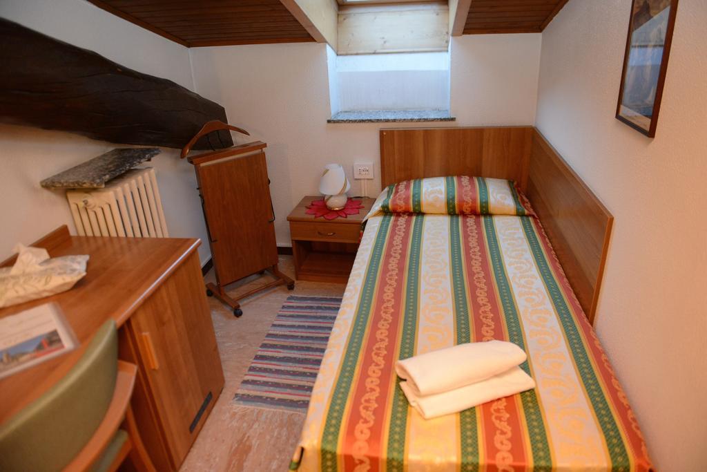 Albergo Altavilla Tirano Extérieur photo