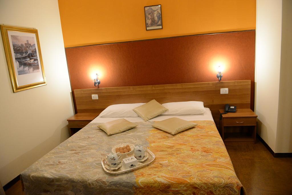 Albergo Altavilla Tirano Extérieur photo
