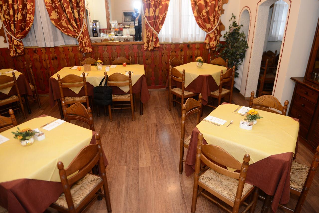 Albergo Altavilla Tirano Extérieur photo
