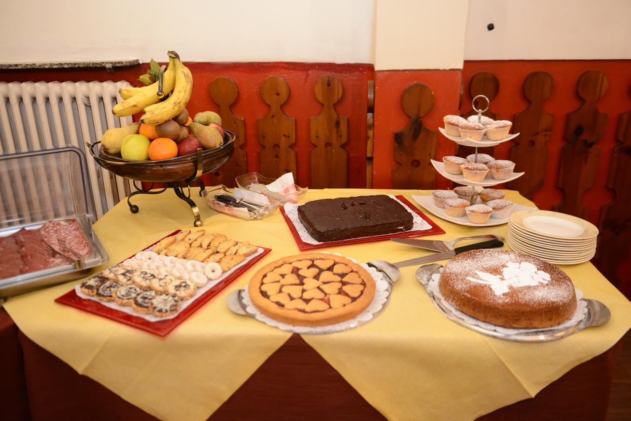 Albergo Altavilla Tirano Extérieur photo