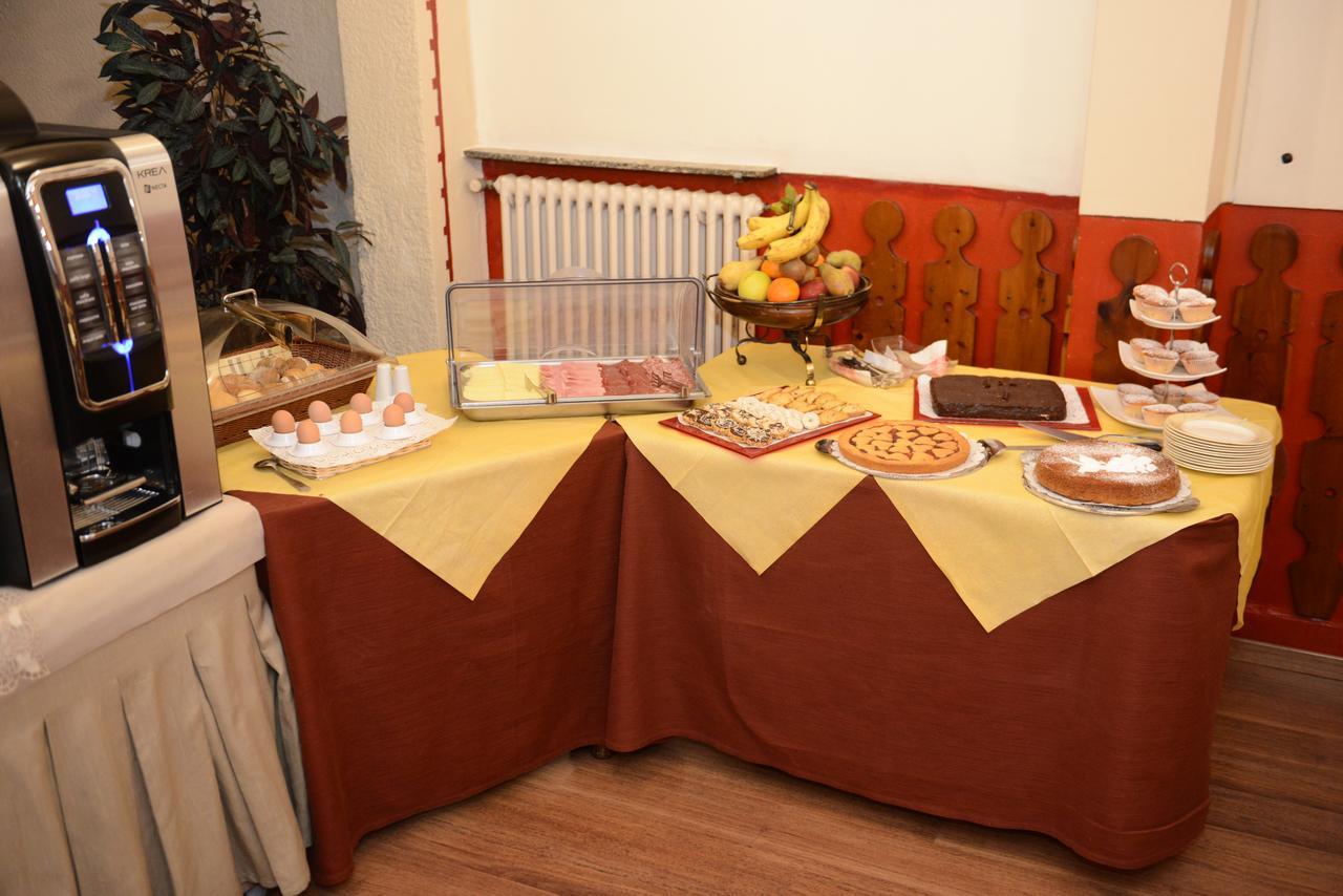 Albergo Altavilla Tirano Extérieur photo